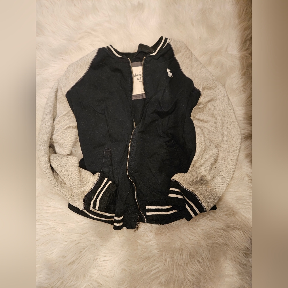 Abercrombie and Fitch cozy bomber jacket